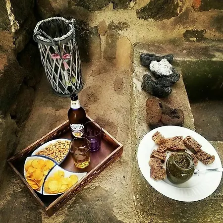 Dammusi Thienzo Pantelleria